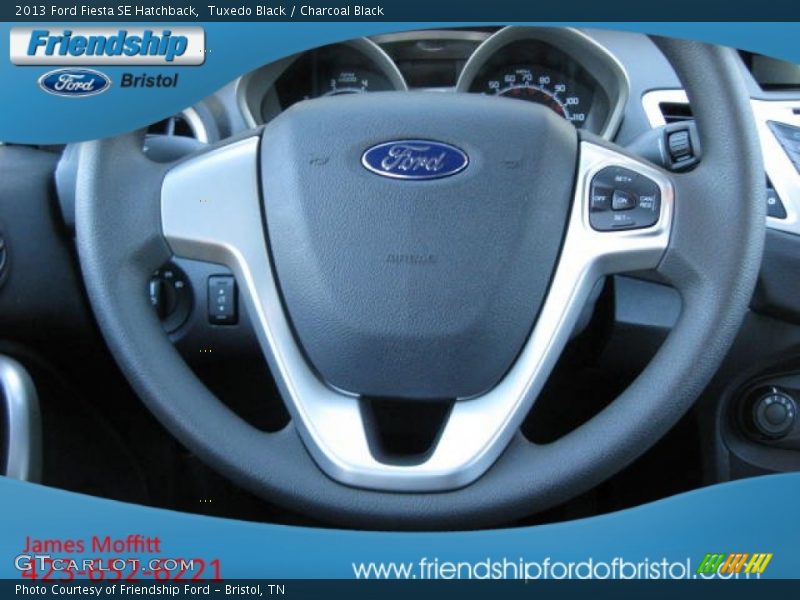 Tuxedo Black / Charcoal Black 2013 Ford Fiesta SE Hatchback