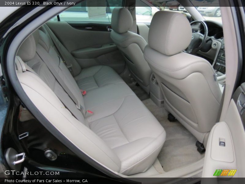 Black Onyx / Ivory 2004 Lexus ES 330