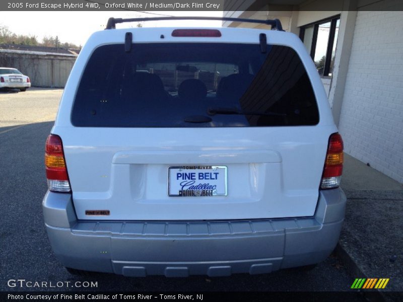 Oxford White / Medium/Dark Flint Grey 2005 Ford Escape Hybrid 4WD