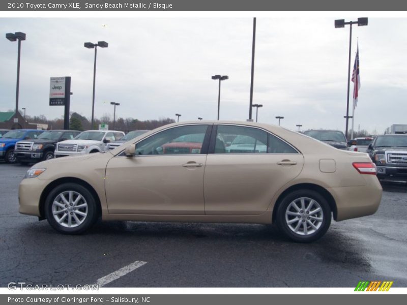 Sandy Beach Metallic / Bisque 2010 Toyota Camry XLE
