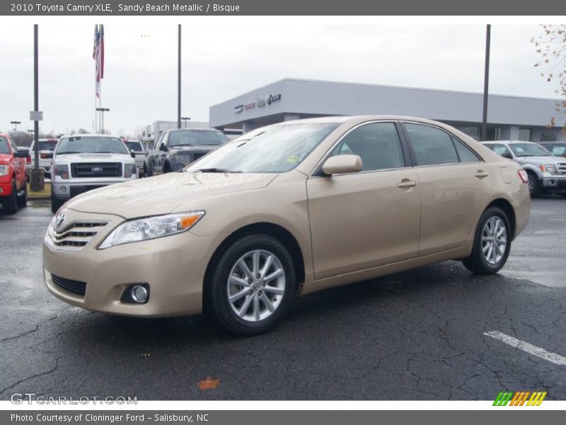 Sandy Beach Metallic / Bisque 2010 Toyota Camry XLE
