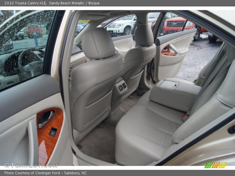Sandy Beach Metallic / Bisque 2010 Toyota Camry XLE