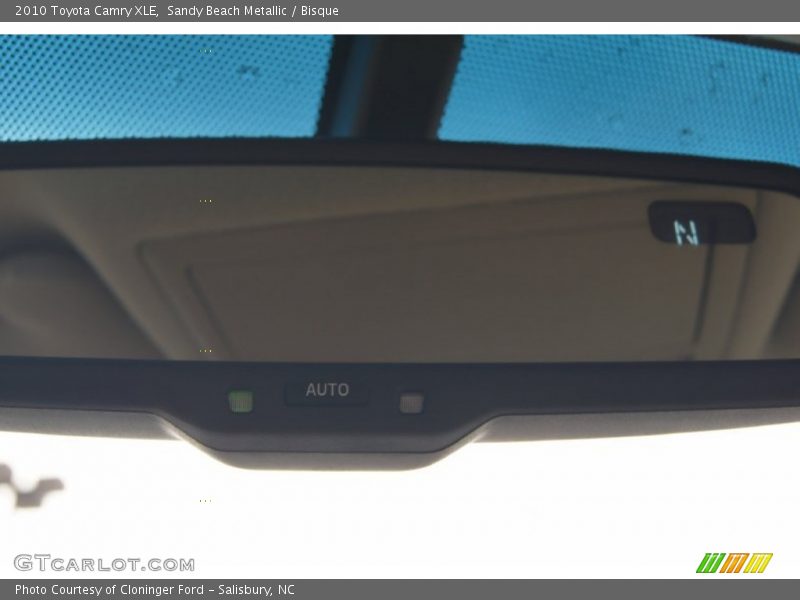 Sandy Beach Metallic / Bisque 2010 Toyota Camry XLE