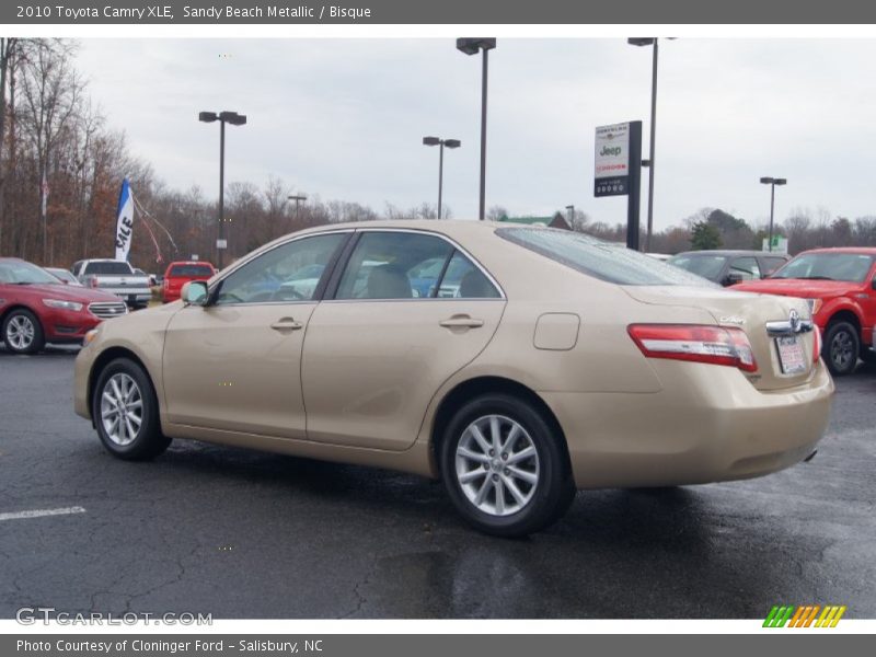 Sandy Beach Metallic / Bisque 2010 Toyota Camry XLE
