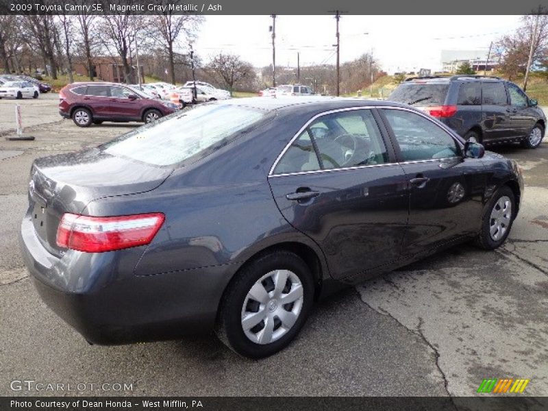 Magnetic Gray Metallic / Ash 2009 Toyota Camry SE