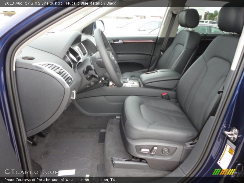 Front Seat of 2013 Q7 3.0 S Line quattro