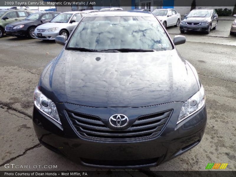 Magnetic Gray Metallic / Ash 2009 Toyota Camry SE