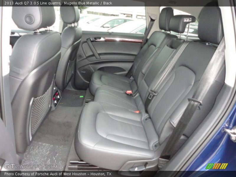 Rear Seat of 2013 Q7 3.0 S Line quattro