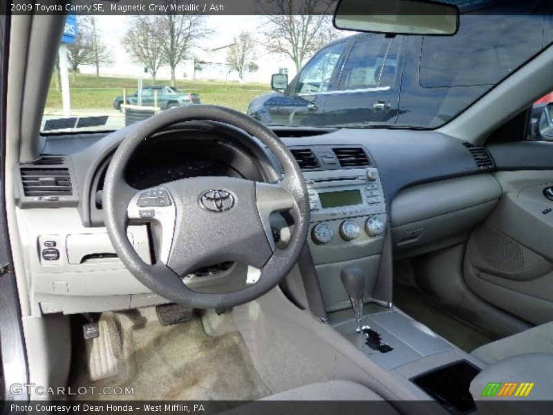 Magnetic Gray Metallic / Ash 2009 Toyota Camry SE