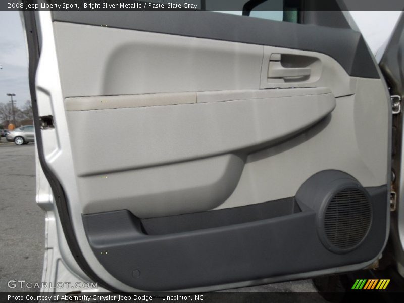 Bright Silver Metallic / Pastel Slate Gray 2008 Jeep Liberty Sport