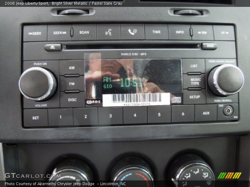 Bright Silver Metallic / Pastel Slate Gray 2008 Jeep Liberty Sport