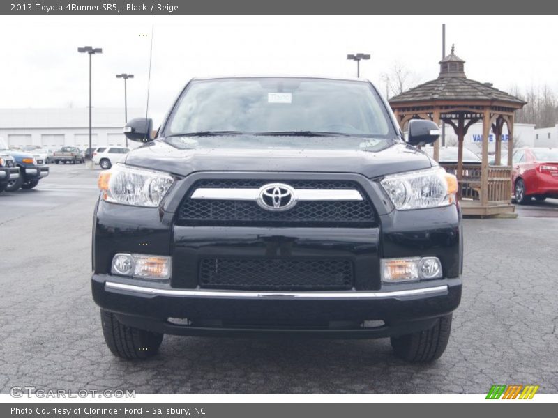 Black / Beige 2013 Toyota 4Runner SR5