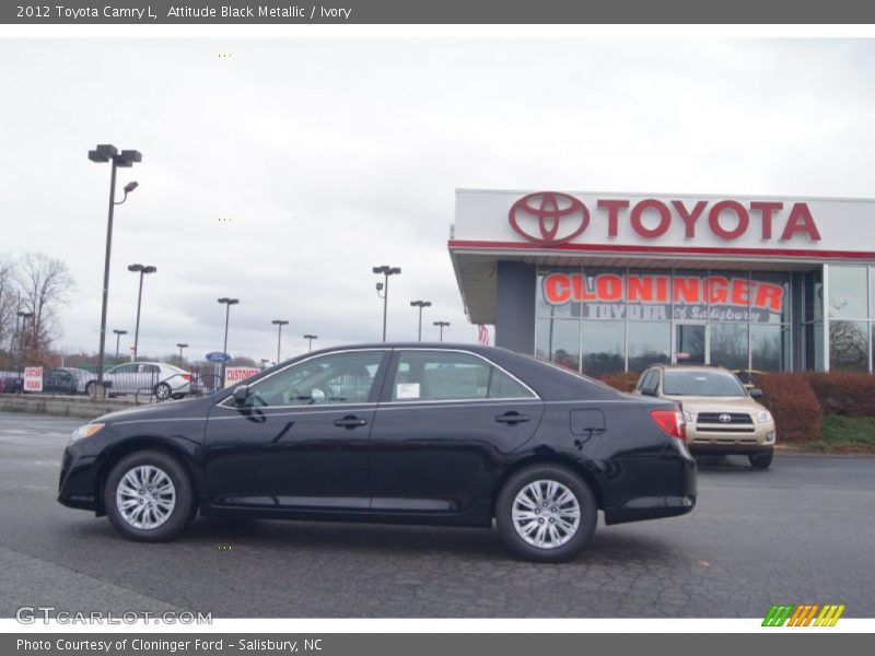 Attitude Black Metallic / Ivory 2012 Toyota Camry L