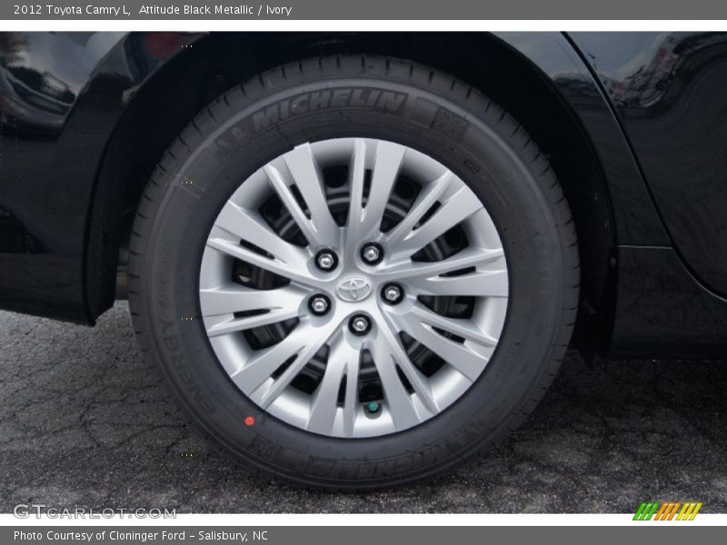 Attitude Black Metallic / Ivory 2012 Toyota Camry L