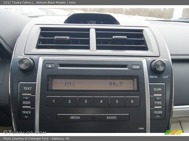 Attitude Black Metallic / Ivory 2012 Toyota Camry L