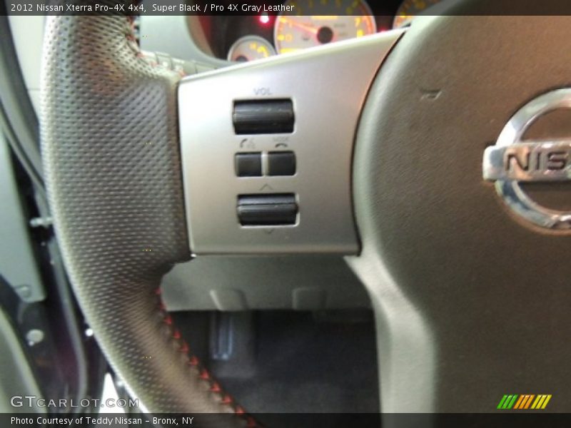 Super Black / Pro 4X Gray Leather 2012 Nissan Xterra Pro-4X 4x4