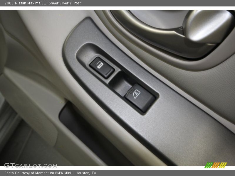 Sheer Silver / Frost 2003 Nissan Maxima SE