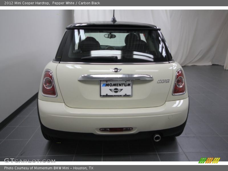 Pepper White / Carbon Black 2012 Mini Cooper Hardtop