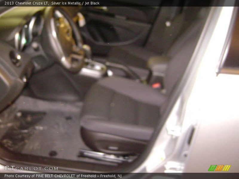 Silver Ice Metallic / Jet Black 2013 Chevrolet Cruze LT