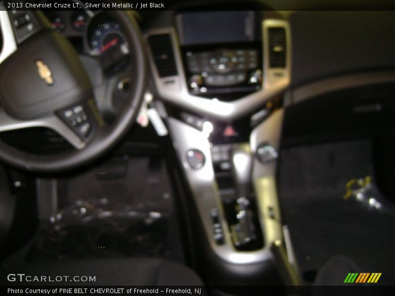 Silver Ice Metallic / Jet Black 2013 Chevrolet Cruze LT