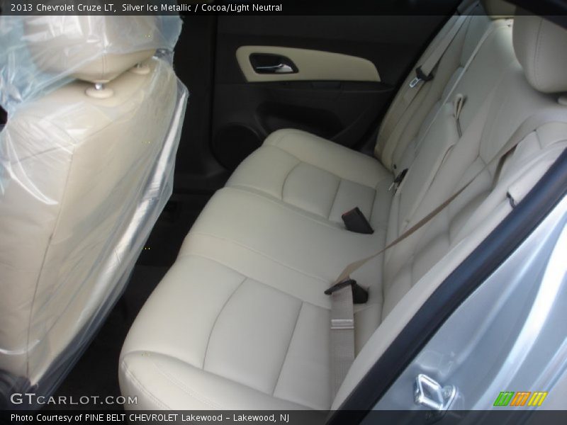 Silver Ice Metallic / Cocoa/Light Neutral 2013 Chevrolet Cruze LT