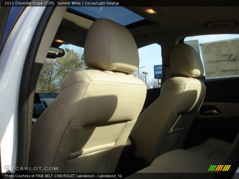 Summit White / Cocoa/Light Neutral 2013 Chevrolet Cruze LT/RS