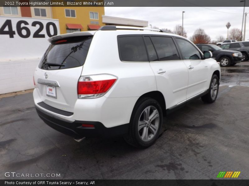 Blizzard White Pearl / Ash 2012 Toyota Highlander Limited