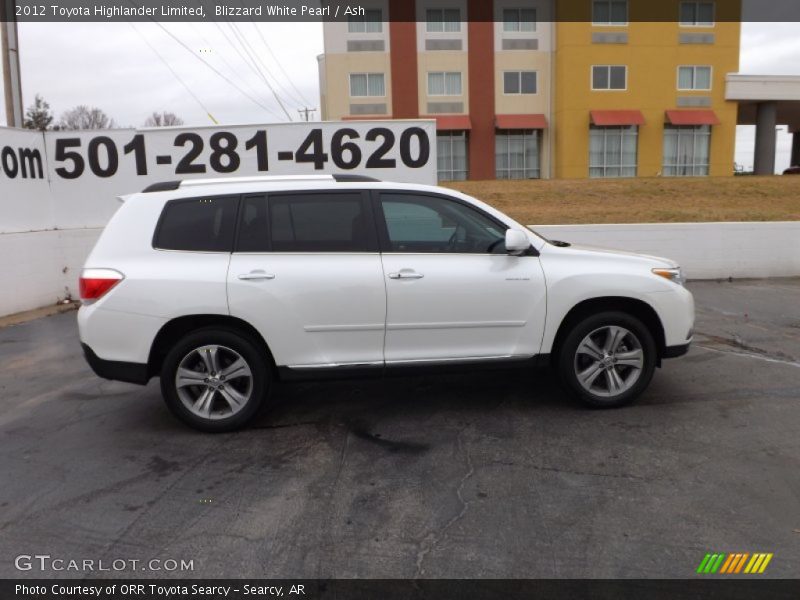 Blizzard White Pearl / Ash 2012 Toyota Highlander Limited