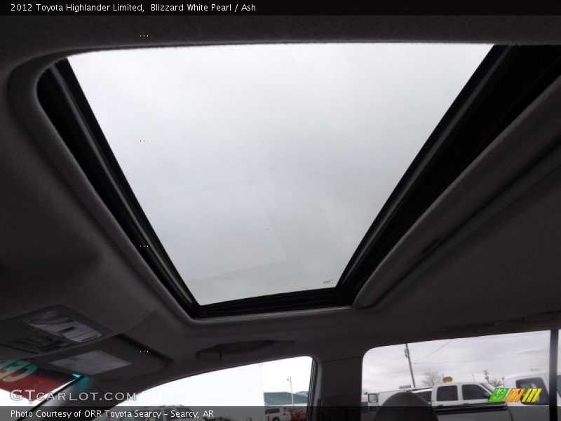 Blizzard White Pearl / Ash 2012 Toyota Highlander Limited