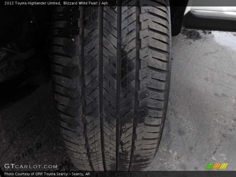 Blizzard White Pearl / Ash 2012 Toyota Highlander Limited