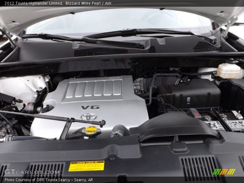 Blizzard White Pearl / Ash 2012 Toyota Highlander Limited