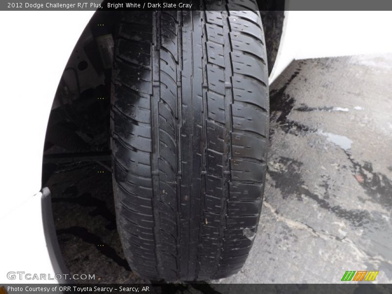 Bright White / Dark Slate Gray 2012 Dodge Challenger R/T Plus
