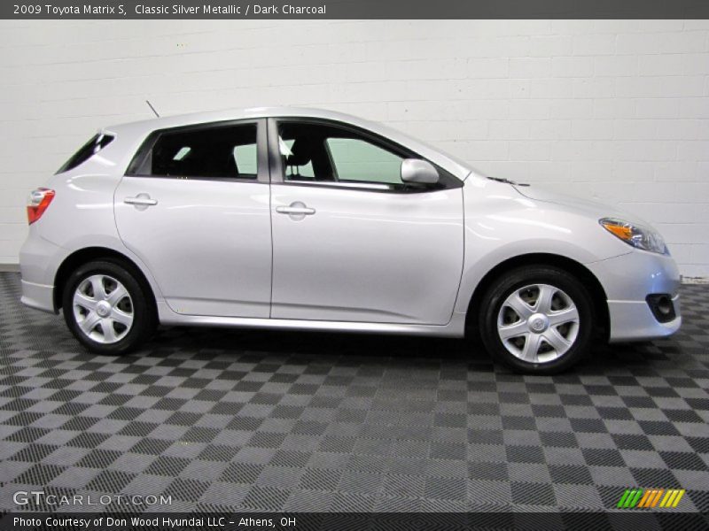 Classic Silver Metallic / Dark Charcoal 2009 Toyota Matrix S