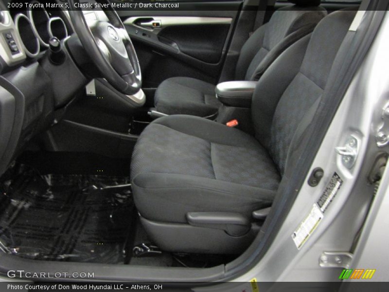 Classic Silver Metallic / Dark Charcoal 2009 Toyota Matrix S