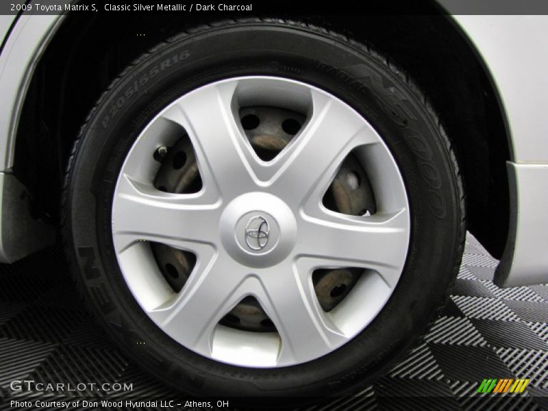 Classic Silver Metallic / Dark Charcoal 2009 Toyota Matrix S