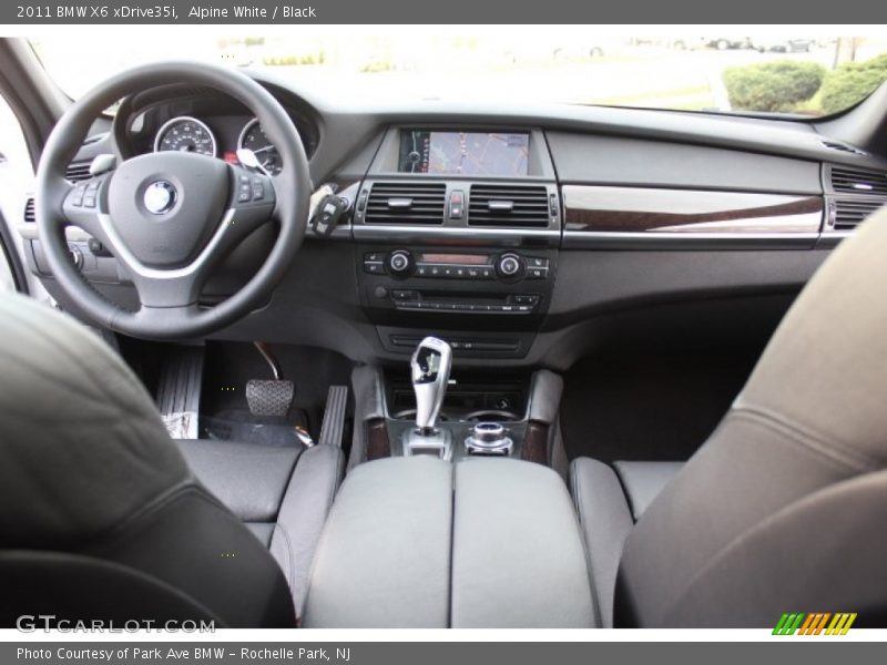 Alpine White / Black 2011 BMW X6 xDrive35i