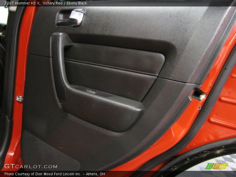 Victory Red / Ebony Black 2007 Hummer H3 X