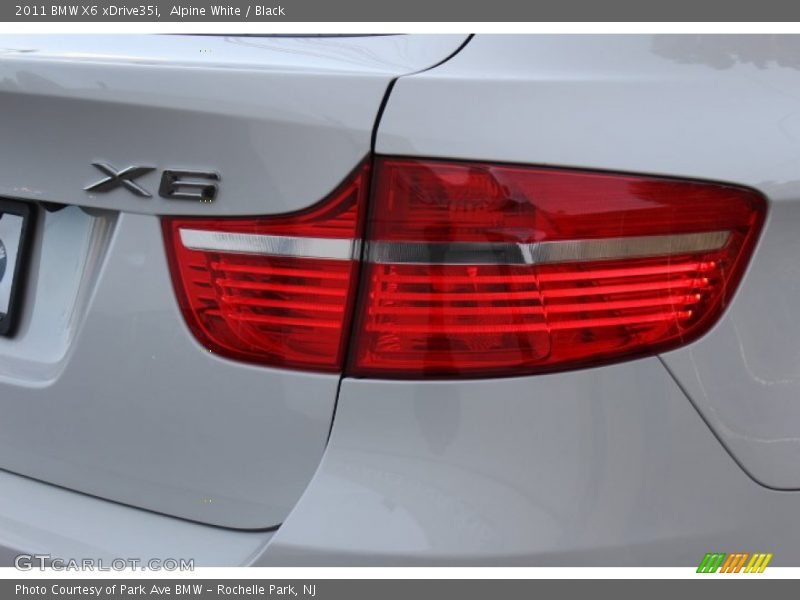 Alpine White / Black 2011 BMW X6 xDrive35i