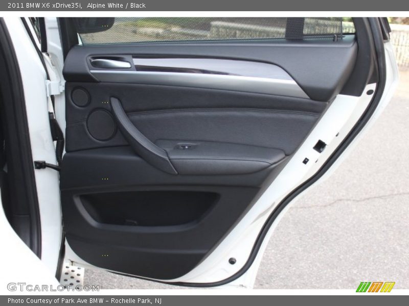 Alpine White / Black 2011 BMW X6 xDrive35i