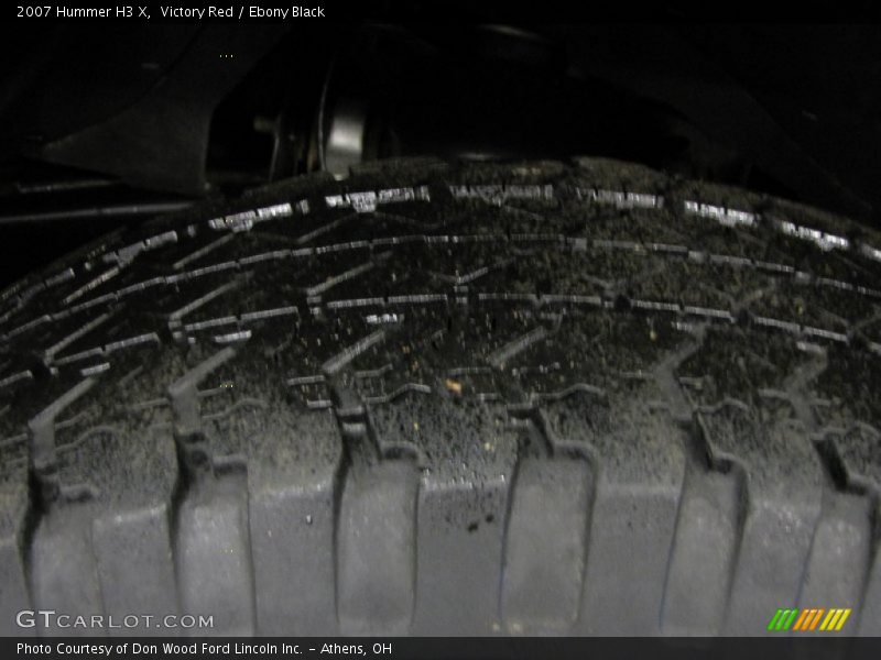 Victory Red / Ebony Black 2007 Hummer H3 X