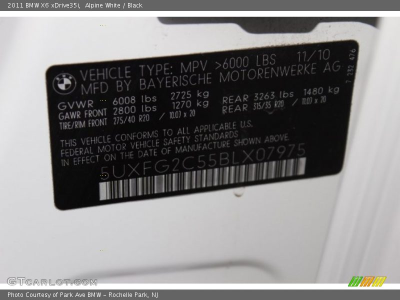 Alpine White / Black 2011 BMW X6 xDrive35i