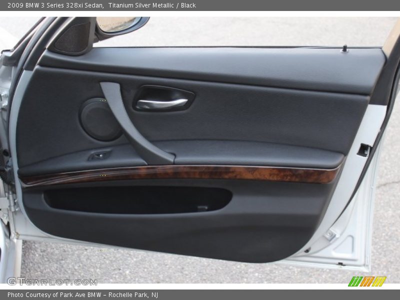 Titanium Silver Metallic / Black 2009 BMW 3 Series 328xi Sedan