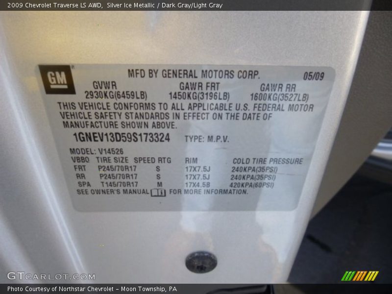 Silver Ice Metallic / Dark Gray/Light Gray 2009 Chevrolet Traverse LS AWD