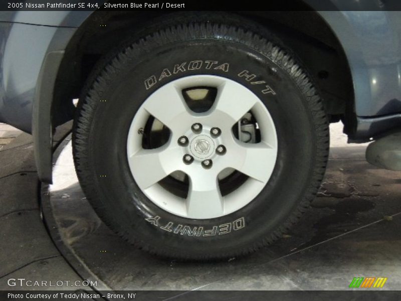 Silverton Blue Pearl / Desert 2005 Nissan Pathfinder SE 4x4