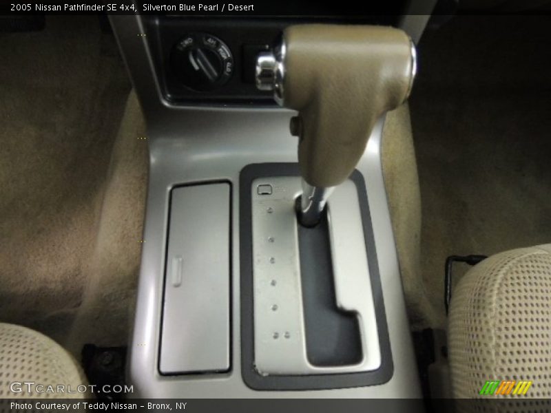 Silverton Blue Pearl / Desert 2005 Nissan Pathfinder SE 4x4