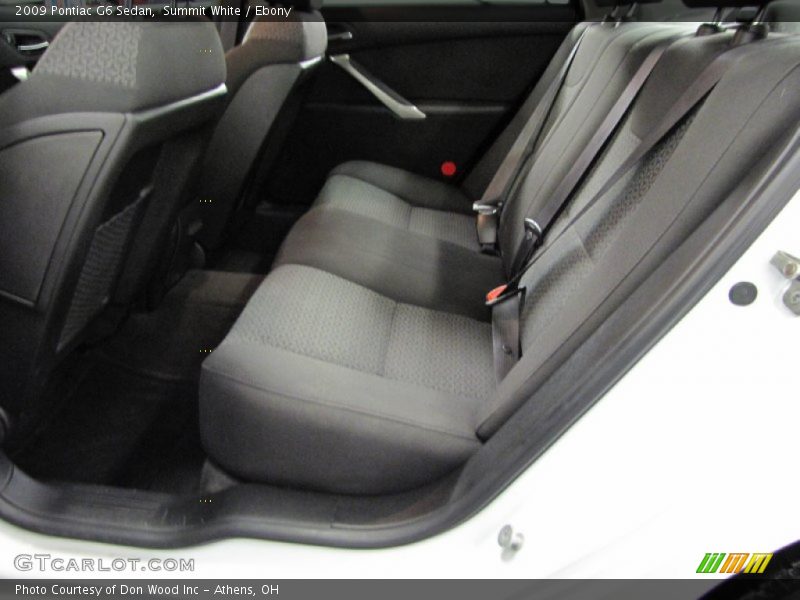 Rear Seat of 2009 G6 Sedan