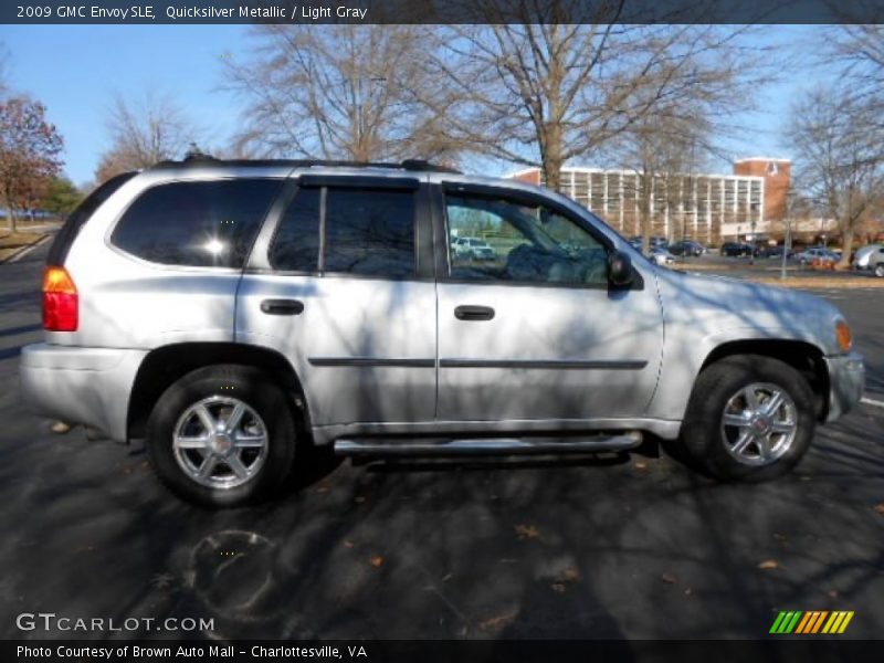 Quicksilver Metallic / Light Gray 2009 GMC Envoy SLE