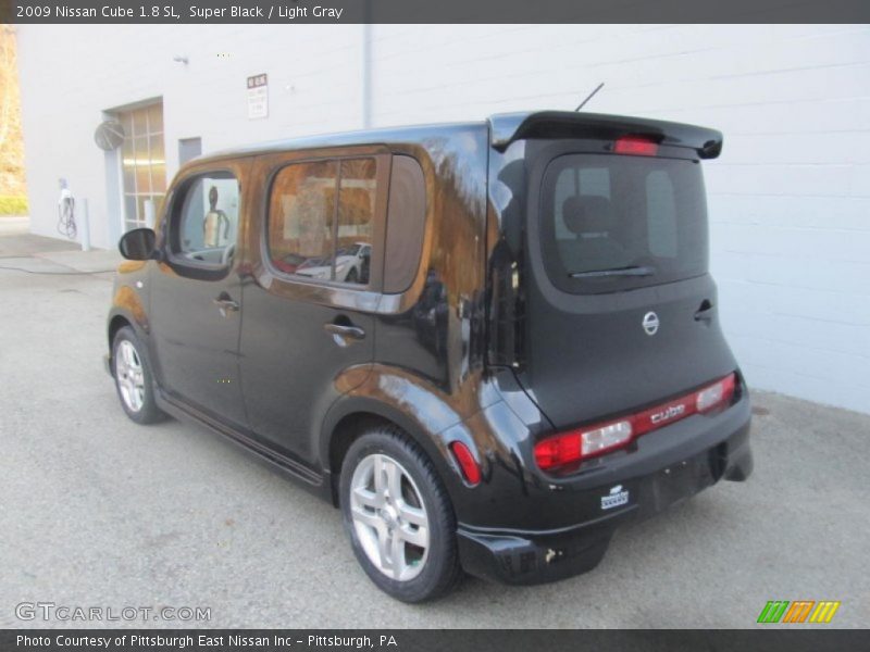 Super Black / Light Gray 2009 Nissan Cube 1.8 SL