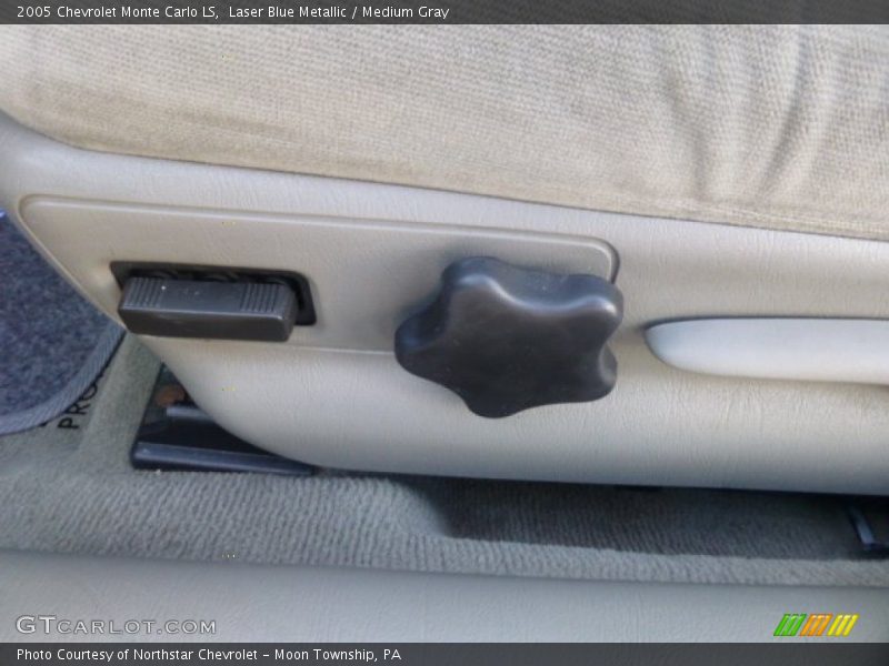 Laser Blue Metallic / Medium Gray 2005 Chevrolet Monte Carlo LS