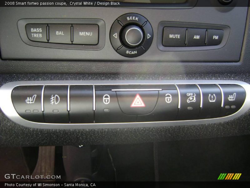Crystal White / Design Black 2008 Smart fortwo passion coupe